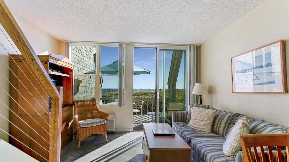 The Surf Club photo 69