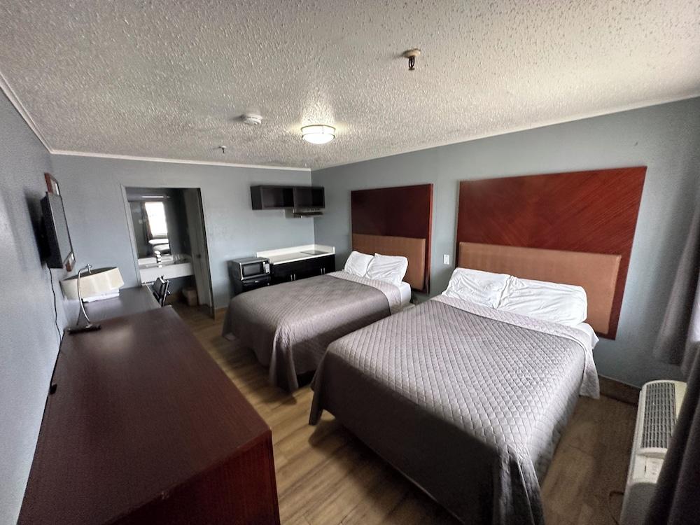 Studio Suites photo 6