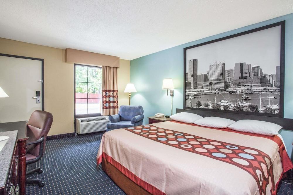 Super 8 by Wyndham Camp Springs/Andrews AFB DC Area photo 4