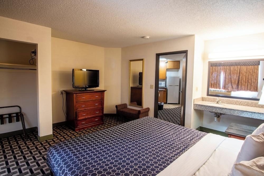 Blue Way Inn & Suites Eagan photo 4
