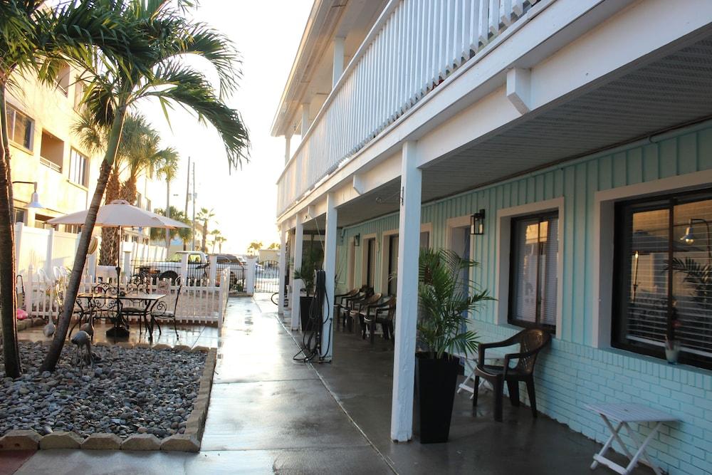 Lorelei Resort Motel photo 25