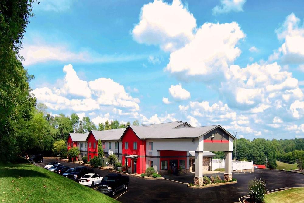 Ramada by Wyndham Tell City photo 28