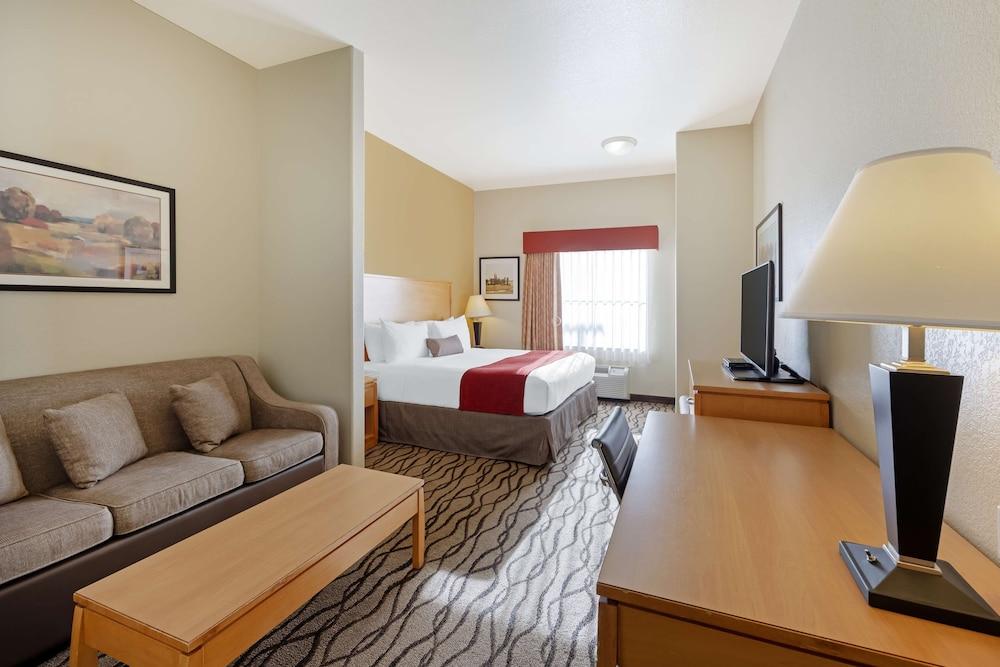 Best Western Plus Guymon Hotel & Suites photo 6