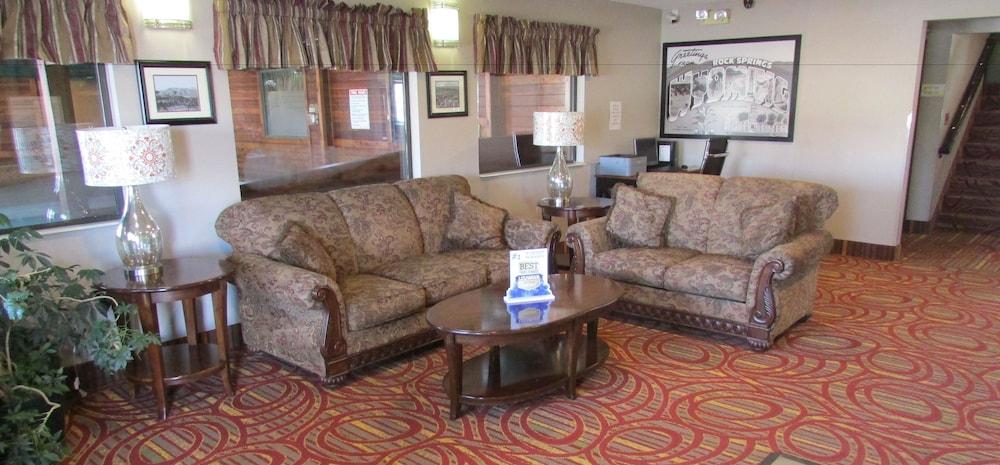 Super 8 by Wyndham Rock Springs photo 3