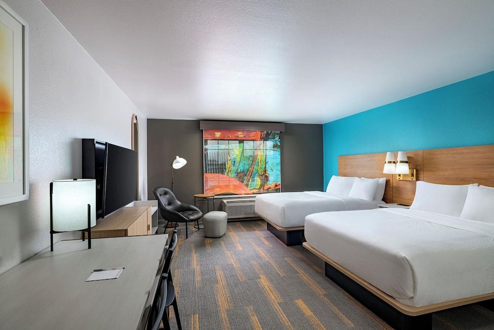 Towneplace Suites By Marriott photo 11