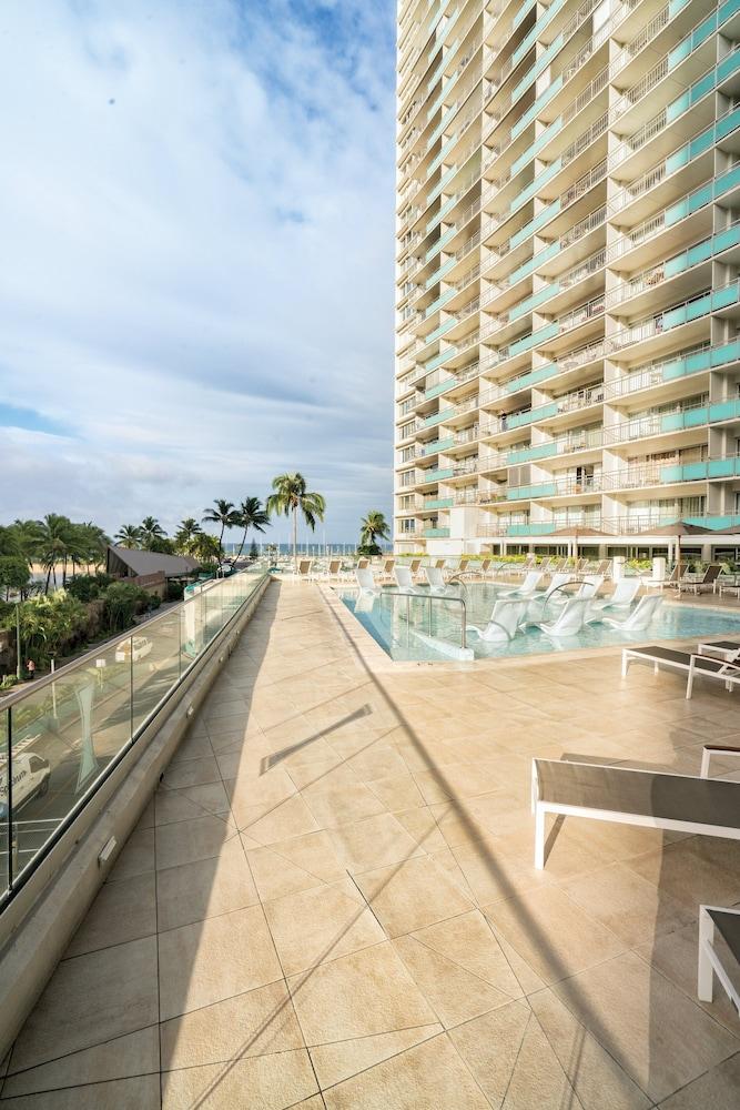 Waikiki Marina Resort at the Ilikai photo 16