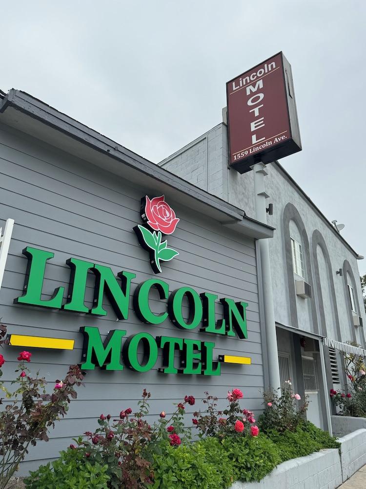 Lincoln Motel photo 53