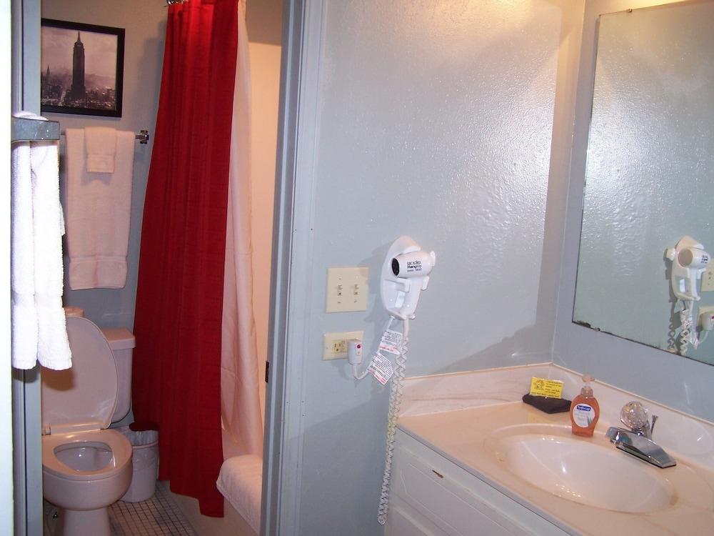Pointe West Resort Motel photo 15