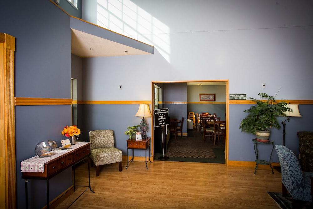 Chisholm Inn & Suites photo 17