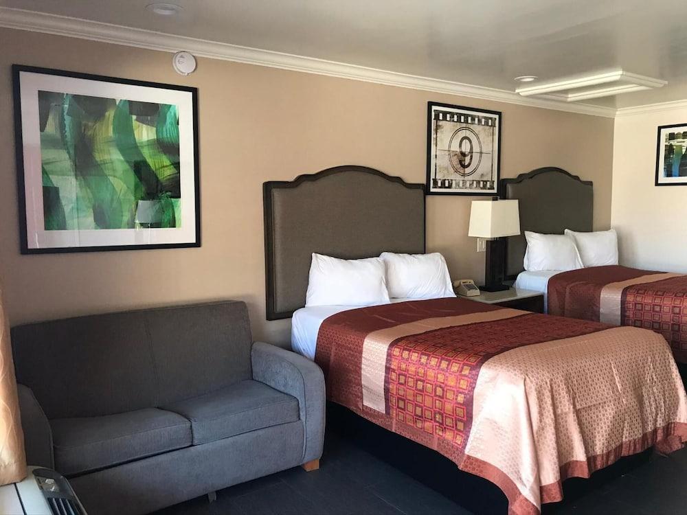 Economy Inn LAX photo 4