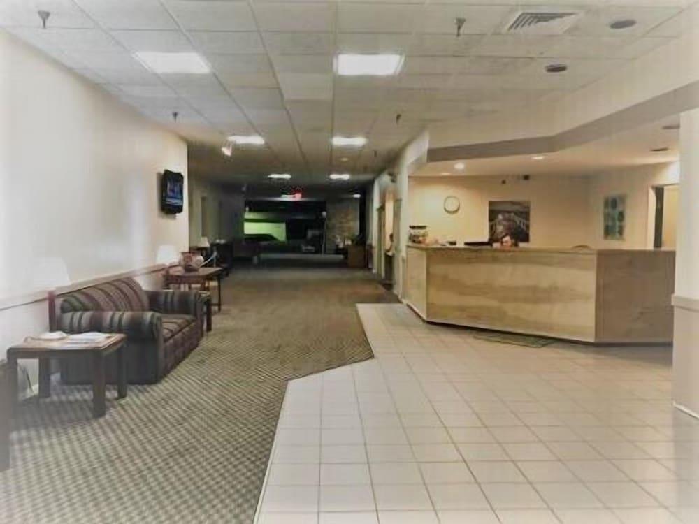Quality Inn photo 18