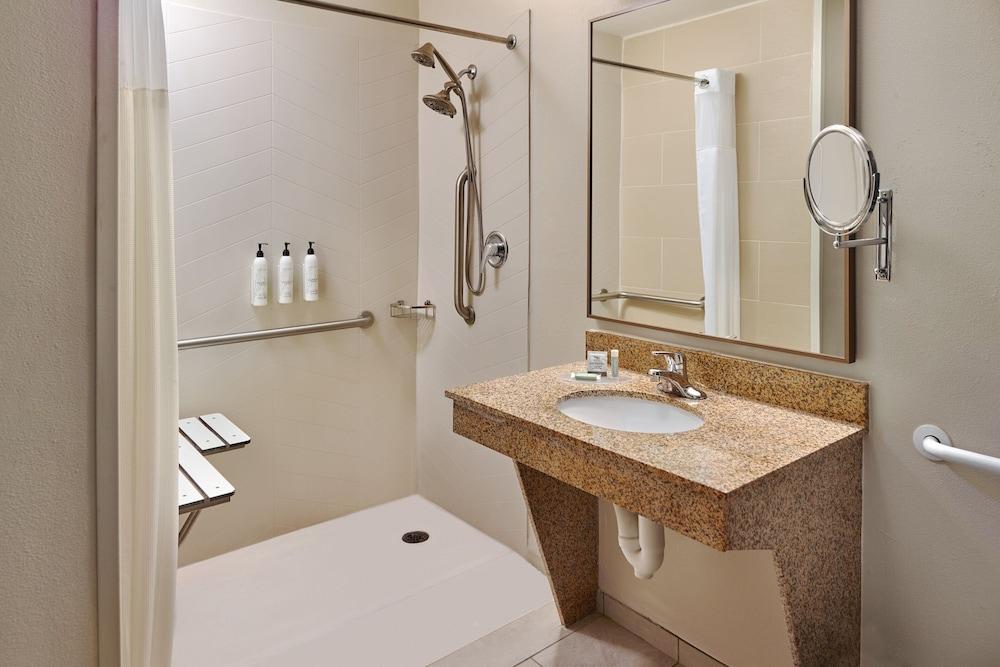 Fairfield Inn & Suites by Marriott Warner Robins photo 13