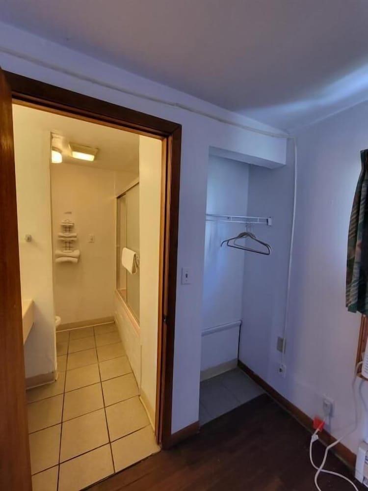 Daniel's Motel photo 8