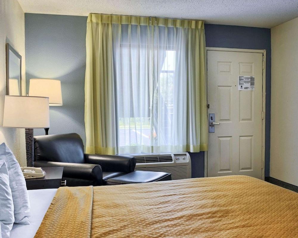 Quality Inn Thornburg photo 9