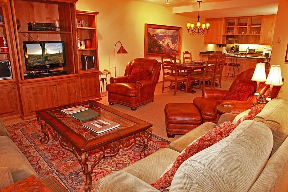Ice House Suites and Condominiums photo 28