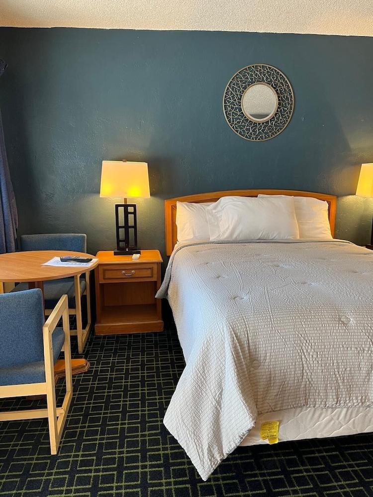 American Inn photo 7