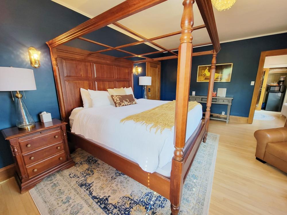 Historic GG Barnum Mansion by Heirloom Boutique Collection photo 48