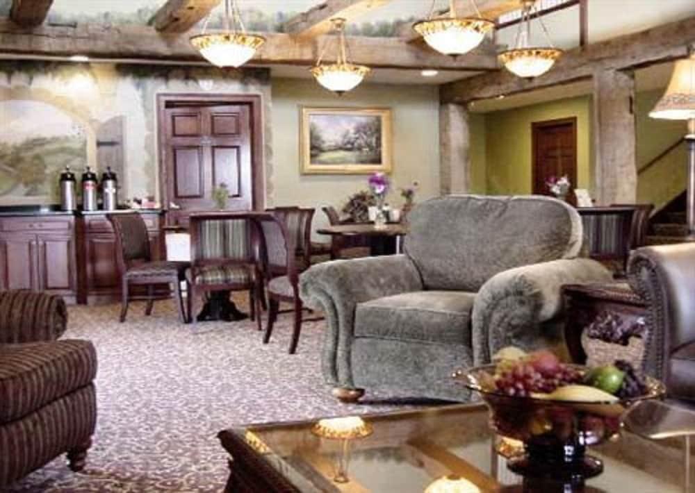 Hearthstone Inn & Suites photo 29