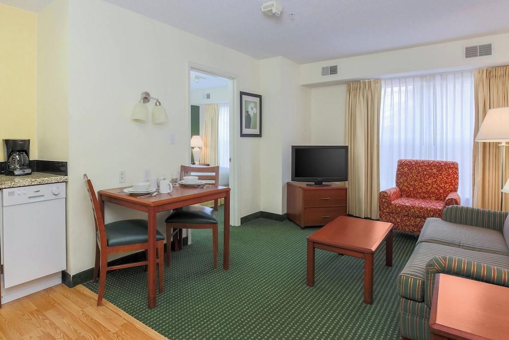 Residence Inn by Marriott Oklahoma City South photo 11