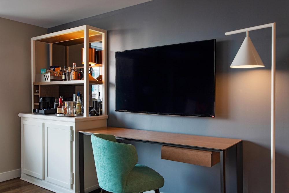 W Boston, a Marriott Hotel photo 5