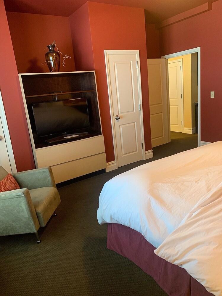 Blue Bay Inn photo 9