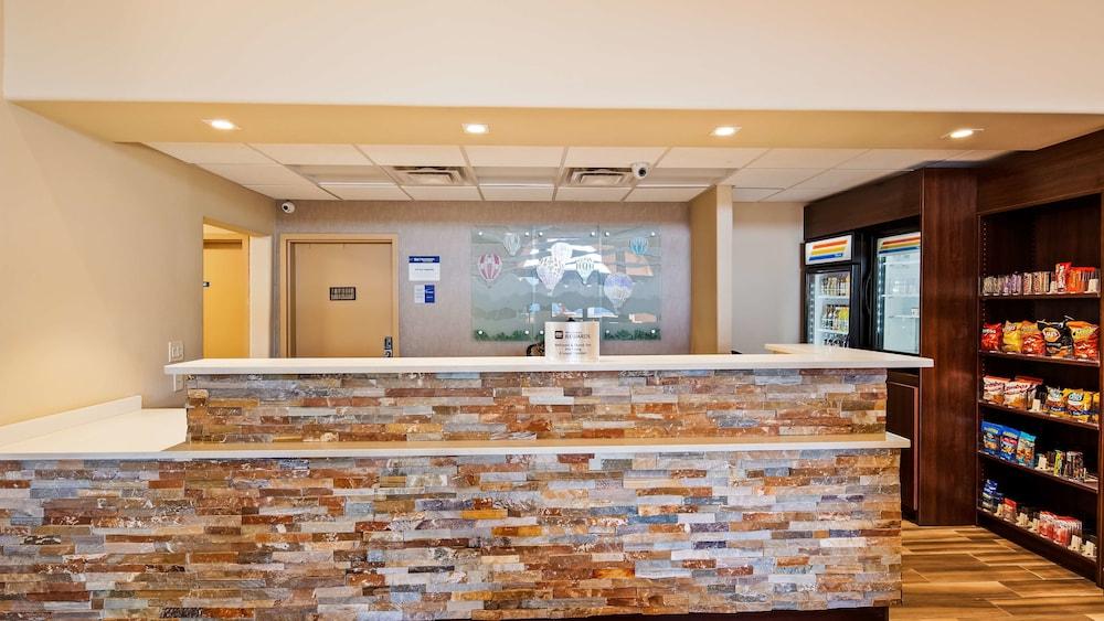 Best Western Plus Executive Suites photo 3