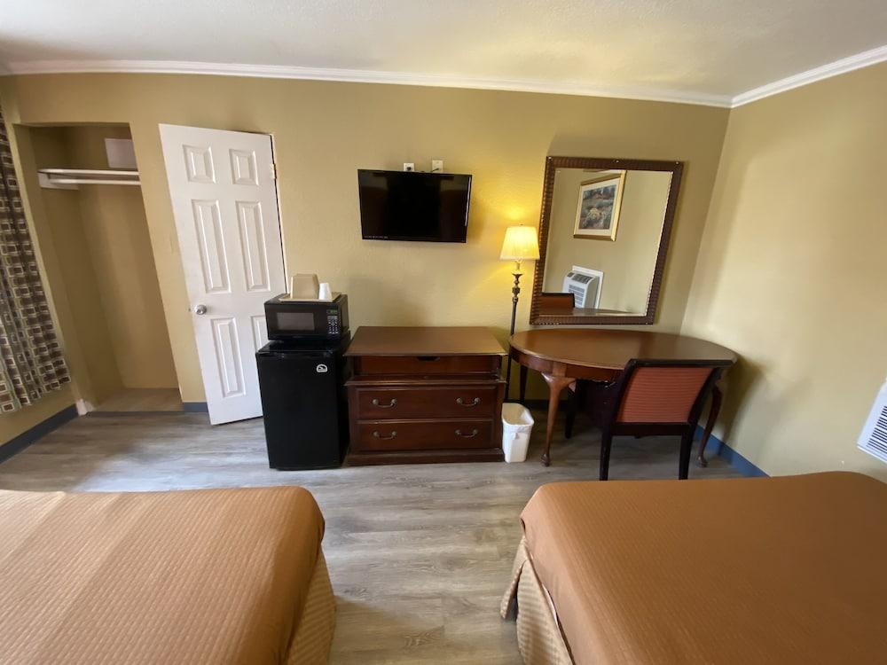Travel Inn photo 11
