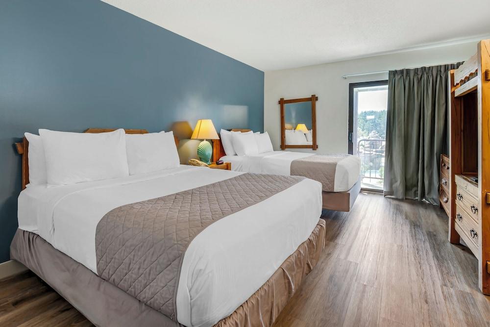 Polynesian Hotel & Suites Wisconsin Dells/Lake Delton photo 9