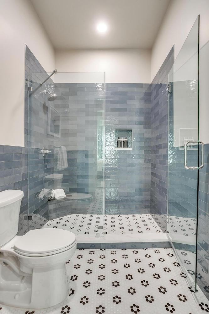 Nutt House Hotel photo 37