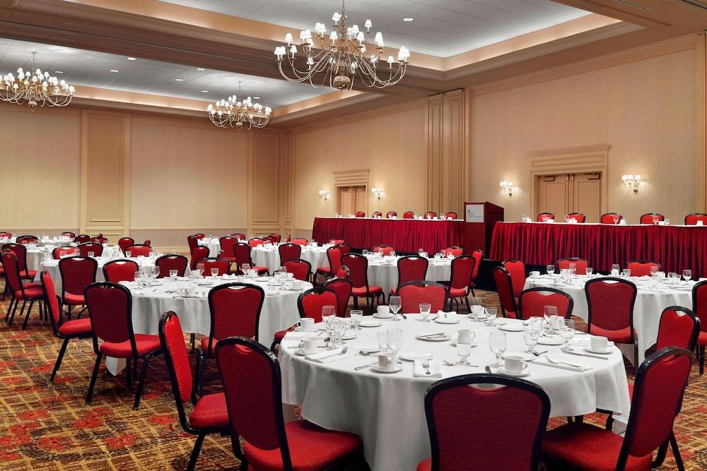 Augusta Marriott at the Convention Center photo 41