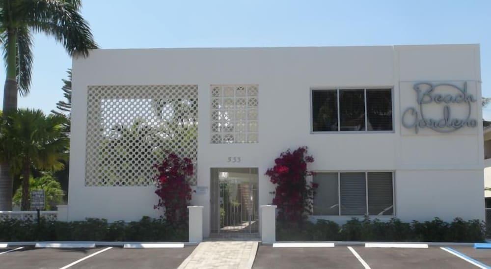 Beach Gardens A North Beach Village Resort Hotel photo 1