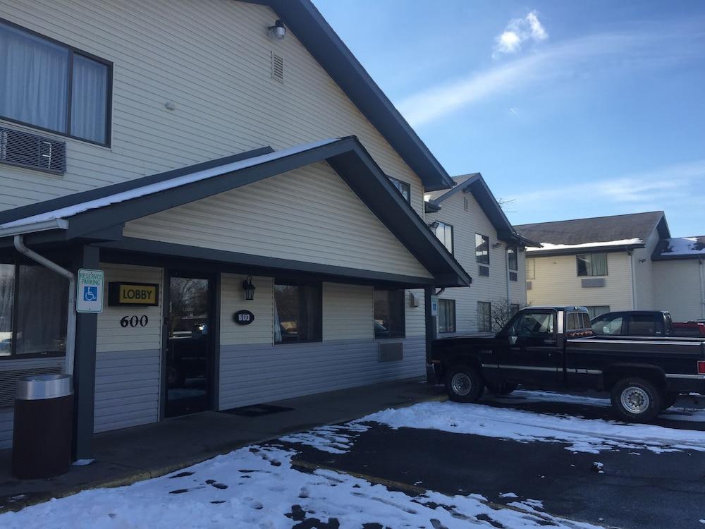 Coldwater Motel photo 9