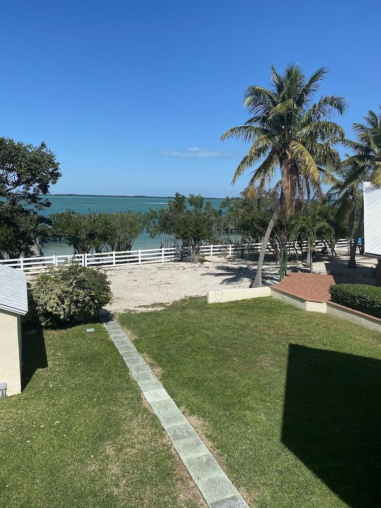 Bahia Bay Resort photo 25