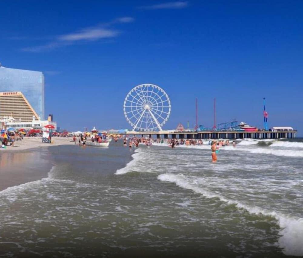 CozySuites at Showboat photo 44