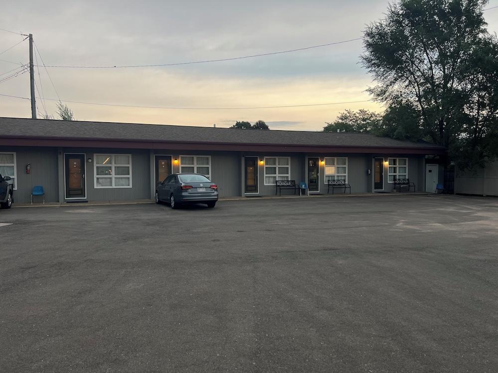 Welch Motel photo 5