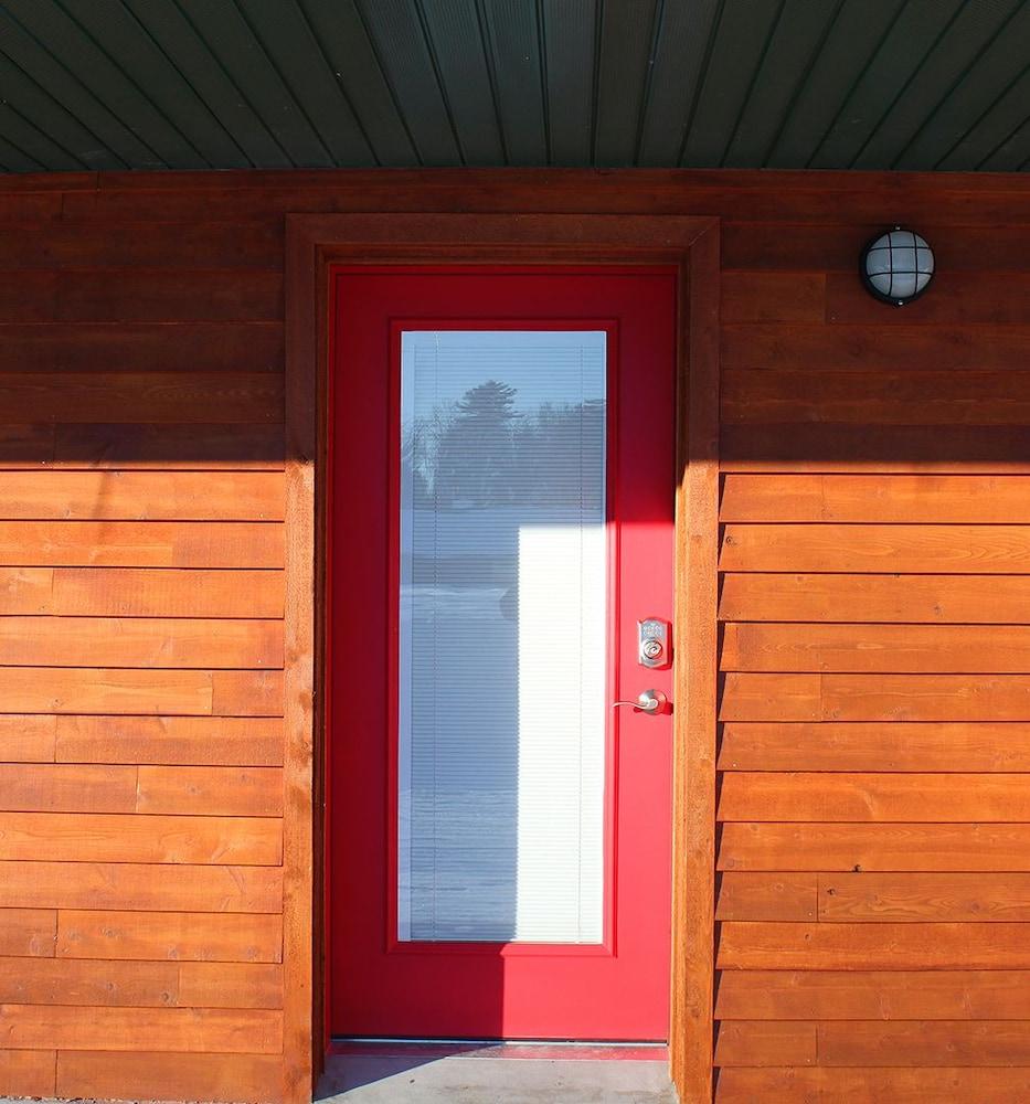 Tahquamenon Suites Lodging photo 32