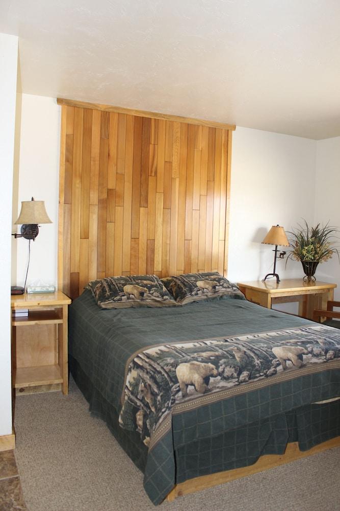 Wagon Wheel Restaurant Bar and Motel photo 2