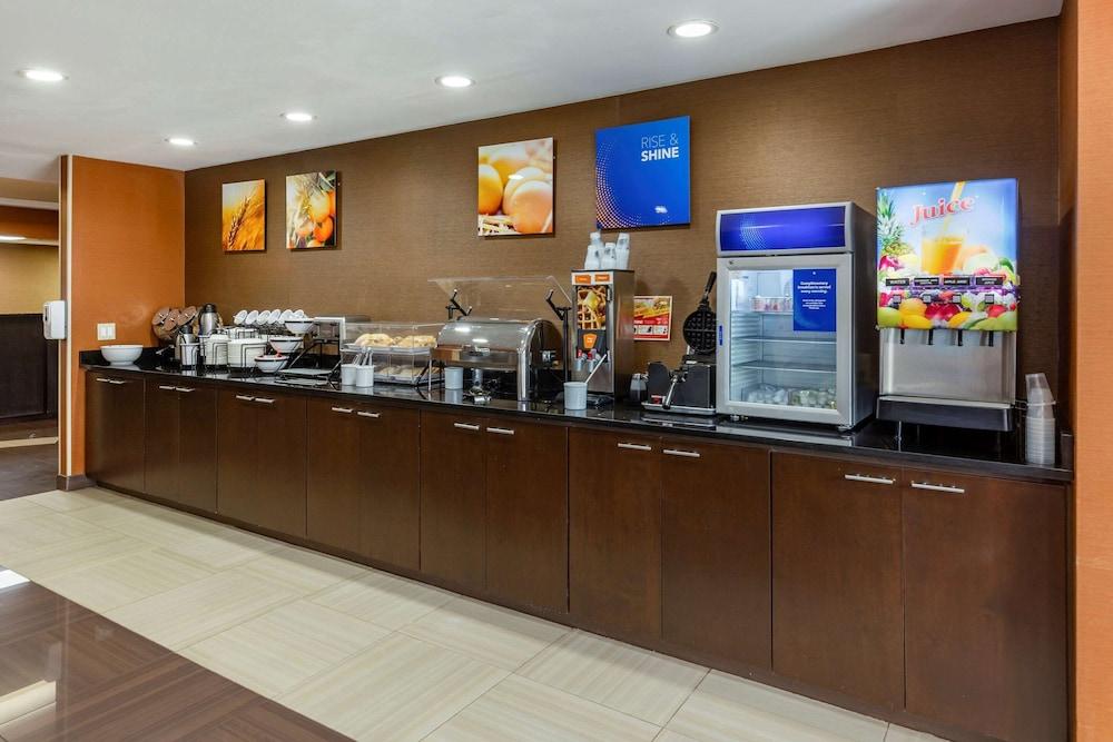Comfort Inn Garner Clayton I-40 photo 18