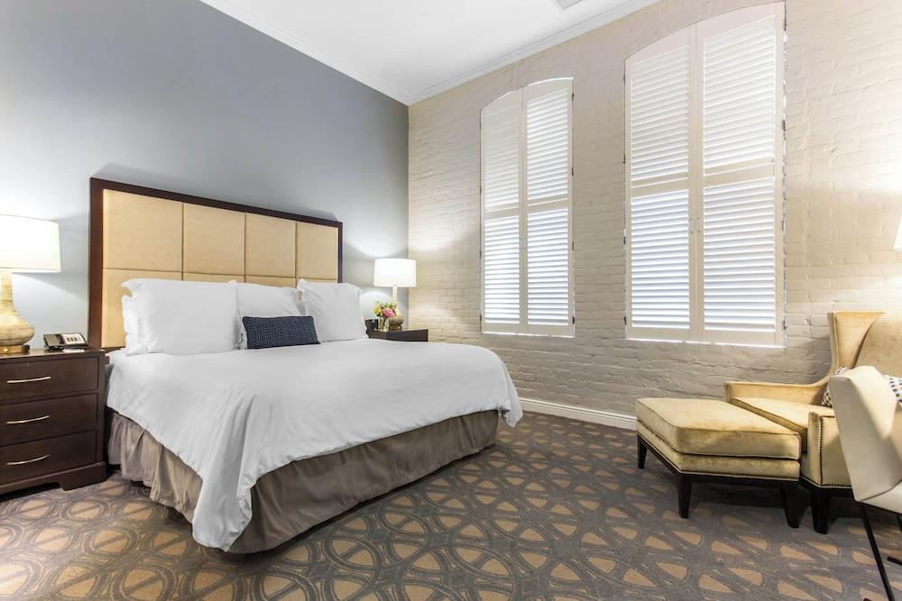 The Riverfront Hotel New Orleans photo 77