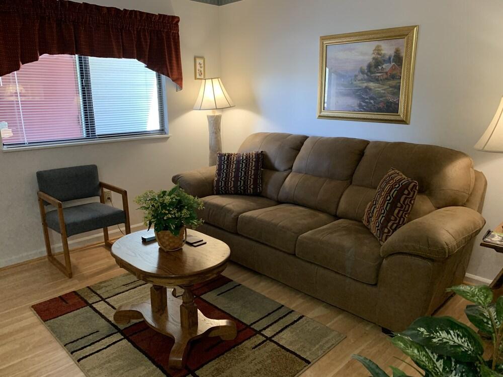 Laurel Inn Condominium photo 70