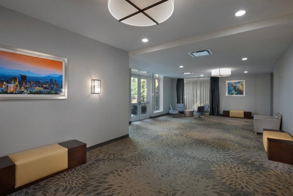 AC Hotel by Marriott Asheville Biltmore Village photo 63