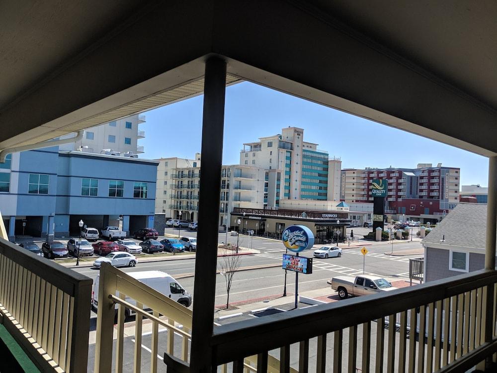 Crystal Sands Motel photo 21