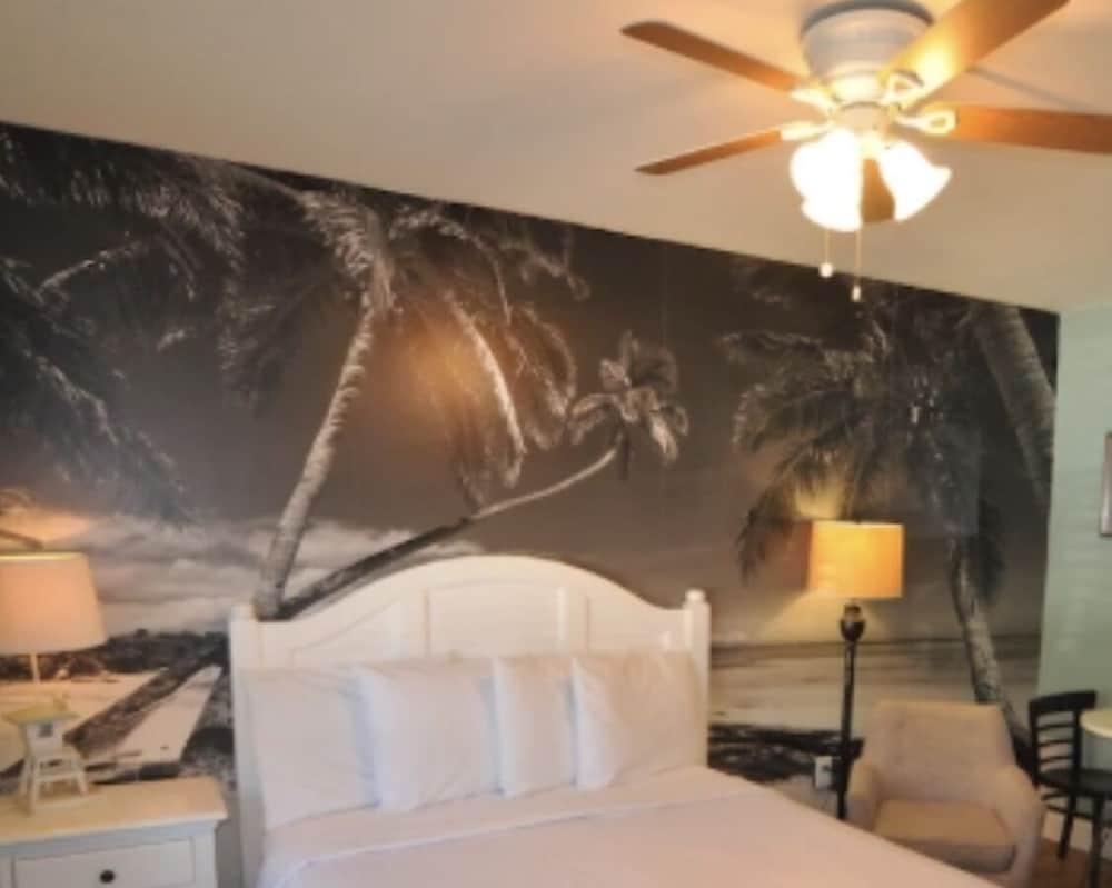 Lido Islander Inn photo 24