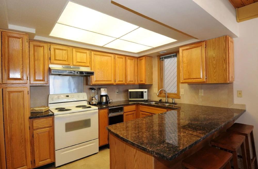 Vacation Rentals at Big Sky Resort photo 3