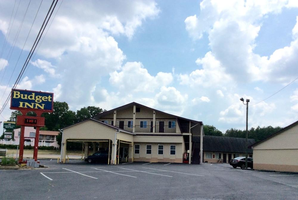 Budget Inn photo 1