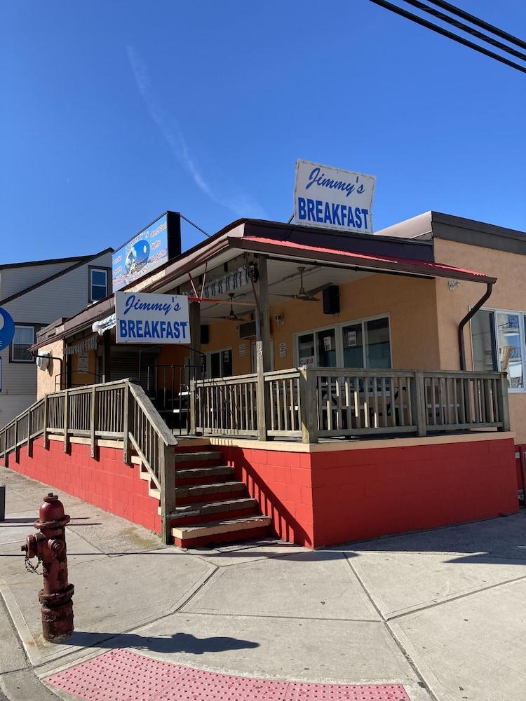 Surfside Motel photo 41