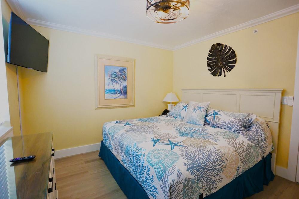 Casa Playa Beach Resort photo 46