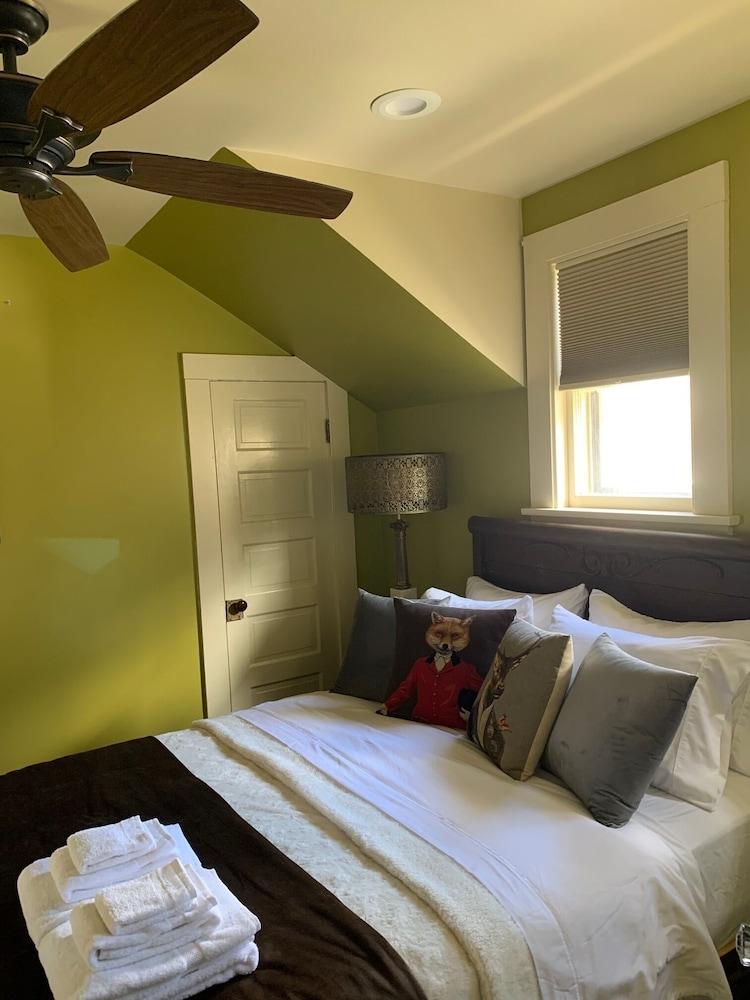 The Hygrade Inn photo 30