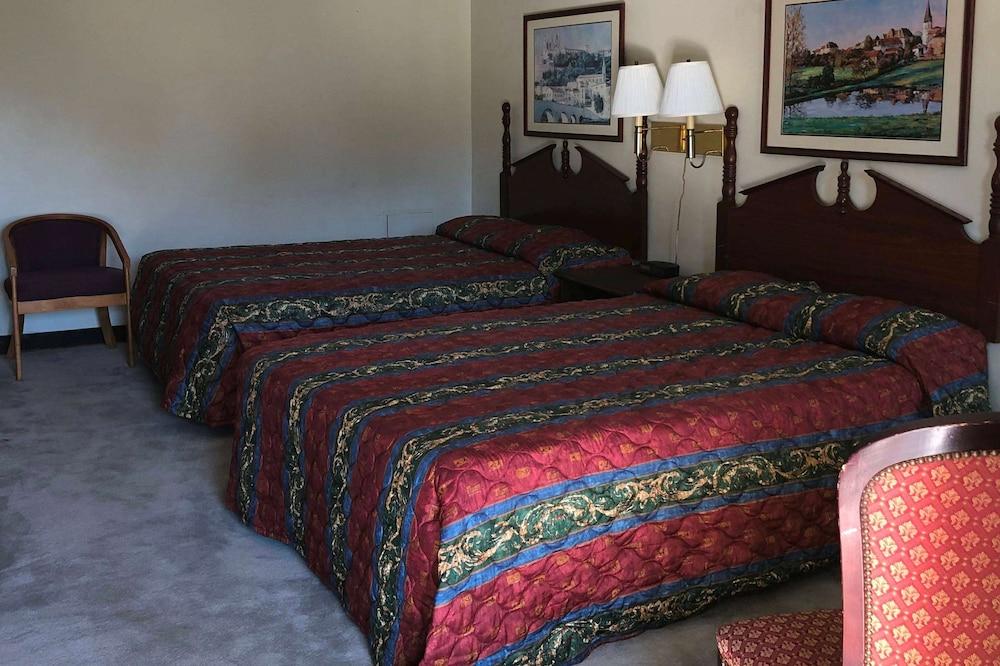 Night Inn by Hotel O Selma I 95 photo 5