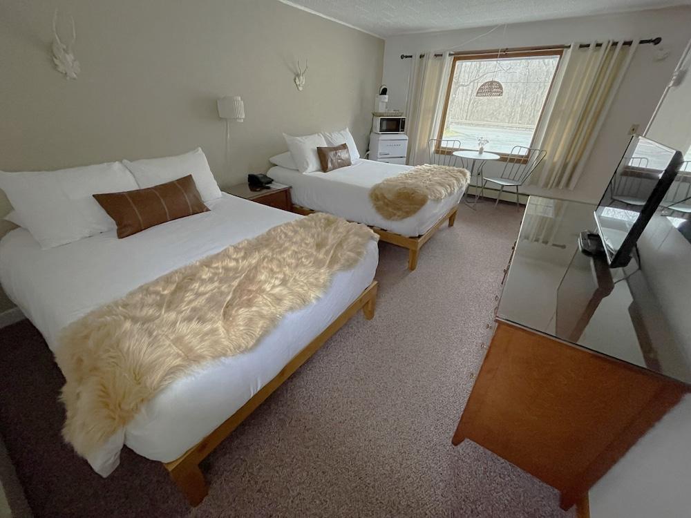 Berkshire Valley Inn photo 17